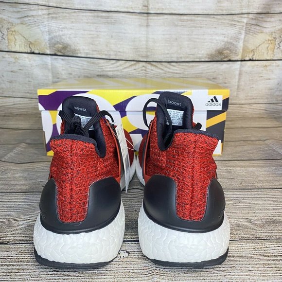 Adidas Ultraboost 4.0 Power Red Core Black Size 9.5 EE3703 NEW